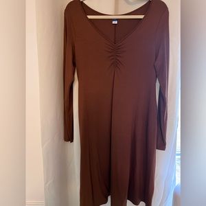 Old navy maternity dress never worn